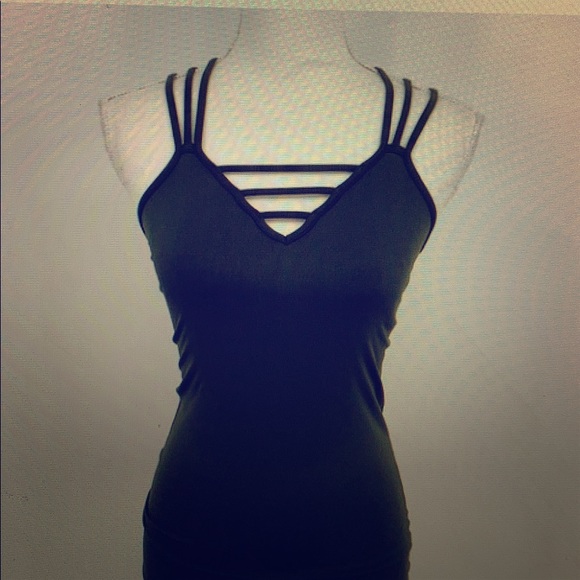 Black Love Charm strappy seamless cami - Picture 1 of 6